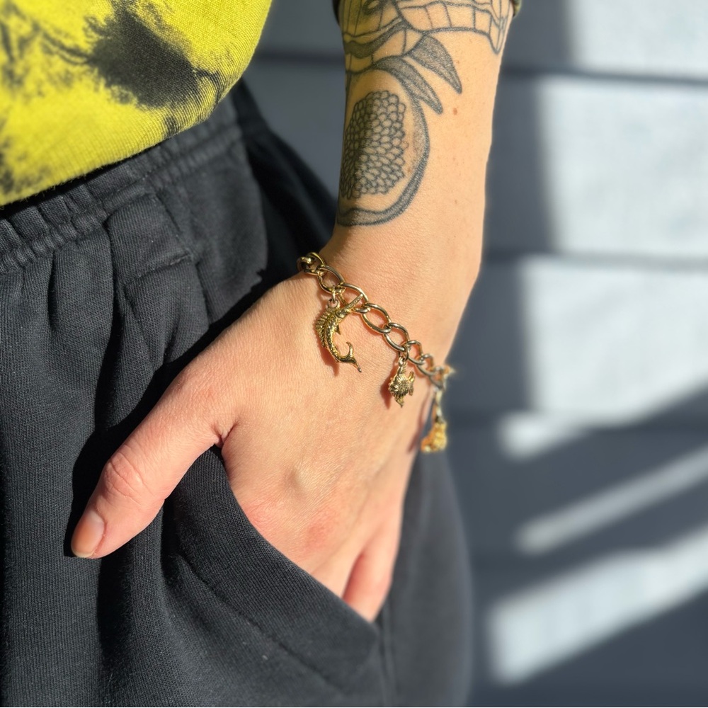 Vintage 80s Gold Sea Ocean Life Charm Bracelet